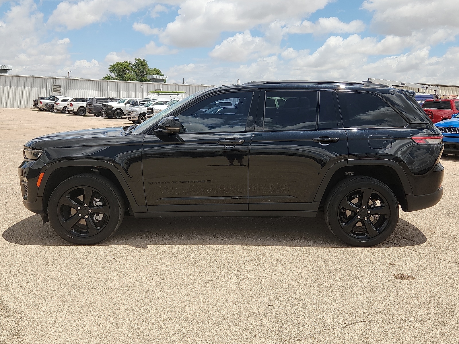 jeep grand cherokee 2024 1C4RJHBG2RC201116 image jeep grand cherokee 2024 1C4RJHBG2RC201116 image